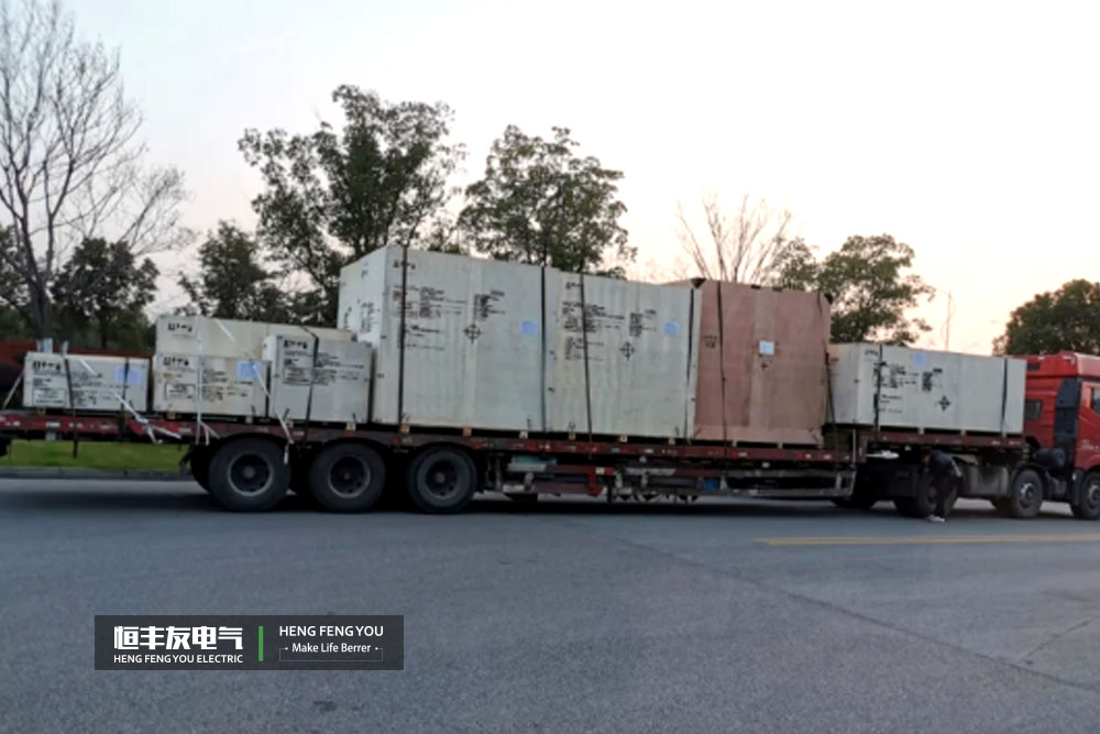 参考知识 18/5000  机翻 · 通用领域 Hengfengyou Electric ayuda al transformador de tracción del ferrocarril interurbano jingxiong