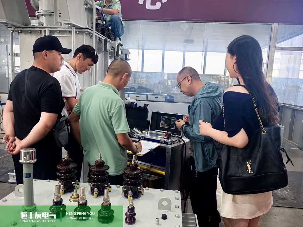 Instalación y puesta en marcha de transformadores; Normativa de ensayos de recepción; Operación inicial.